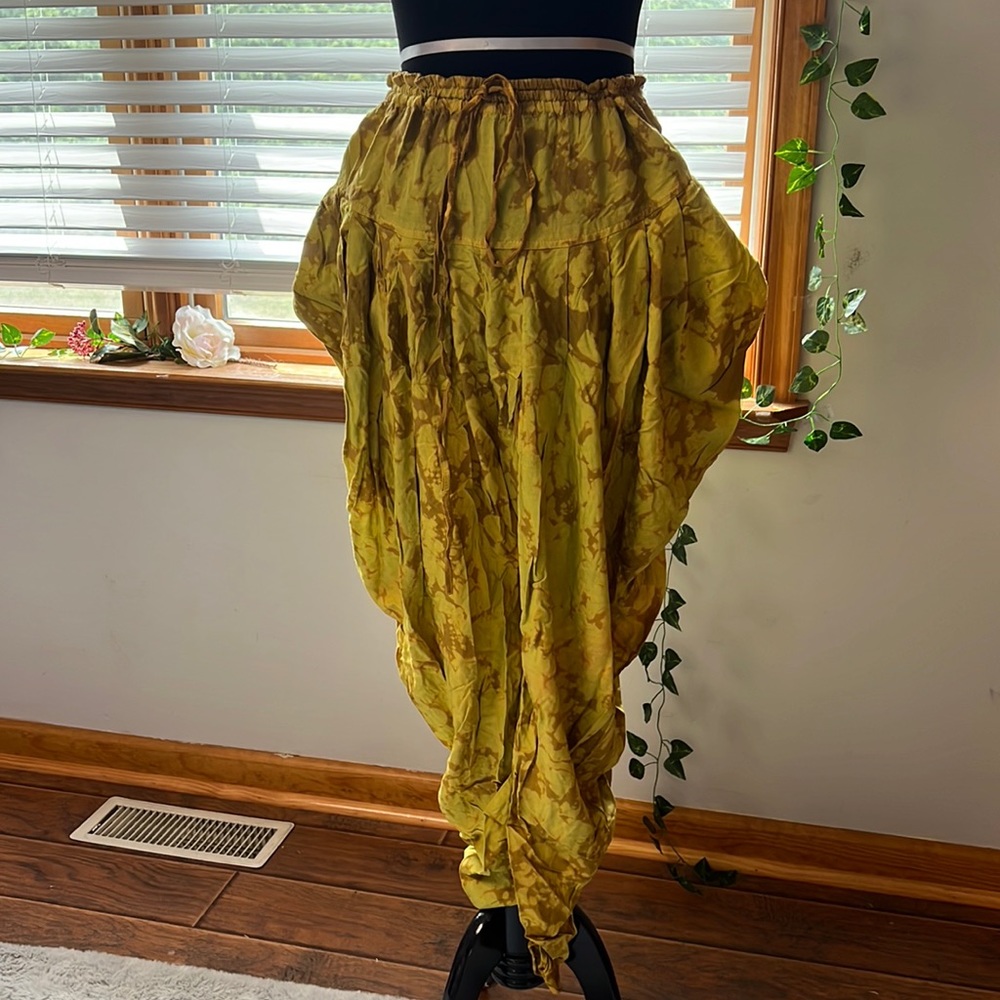Harsha harem pants free size NWT the sickest fit, earthy colors, boho dream